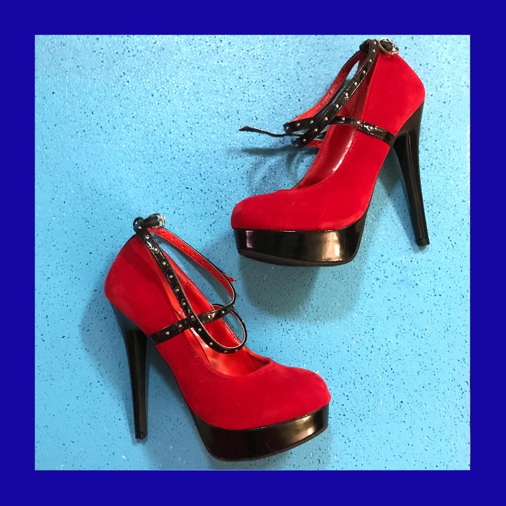 Sexy Red Strappy Platform Heel Sz 6
